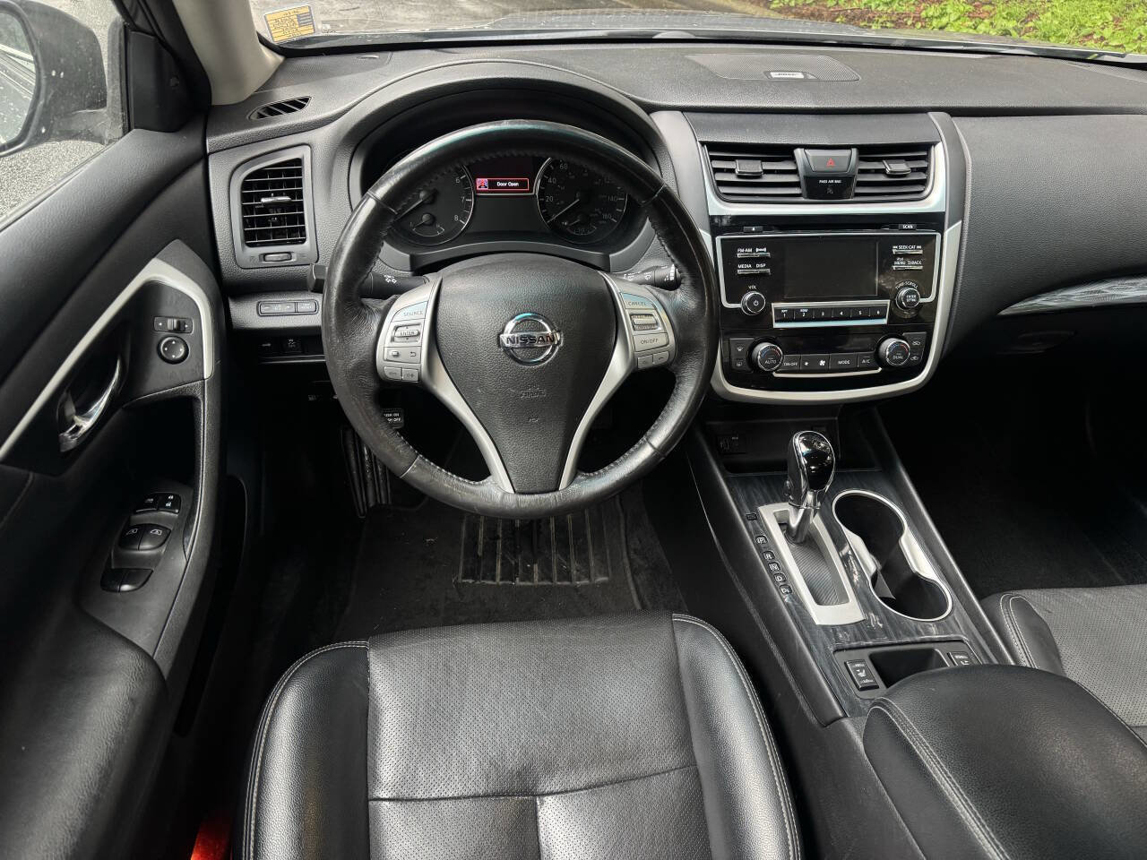 Used 2018 Nissan Altima 2.5 SL FWD image 15