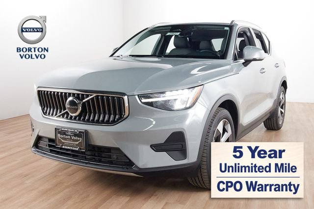 Certified 2025 Volvo XC40 B5 Core w/ Protection Package Premier