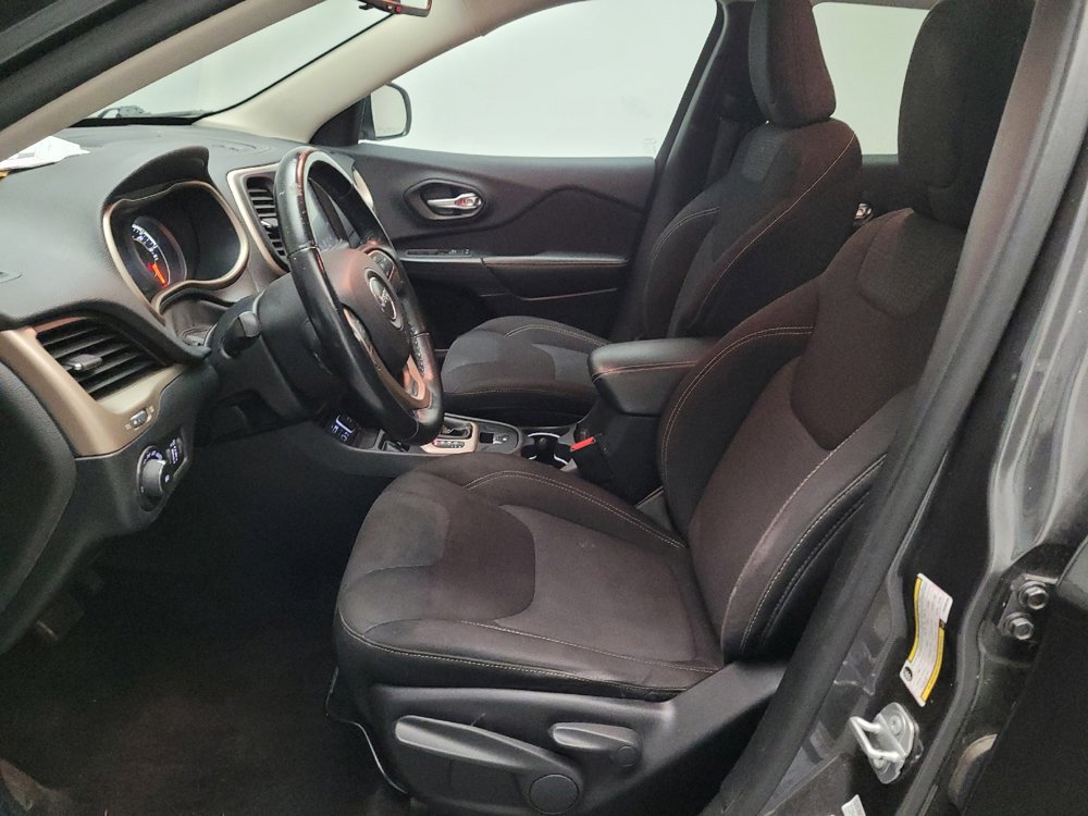 Used 2016 Jeep Cherokee Latitude w/ Trailer Tow Group image 17