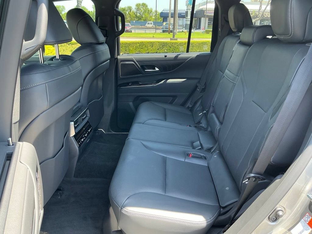 New 2026 Lexus LX 700h Luxury AWD/4WD image 14