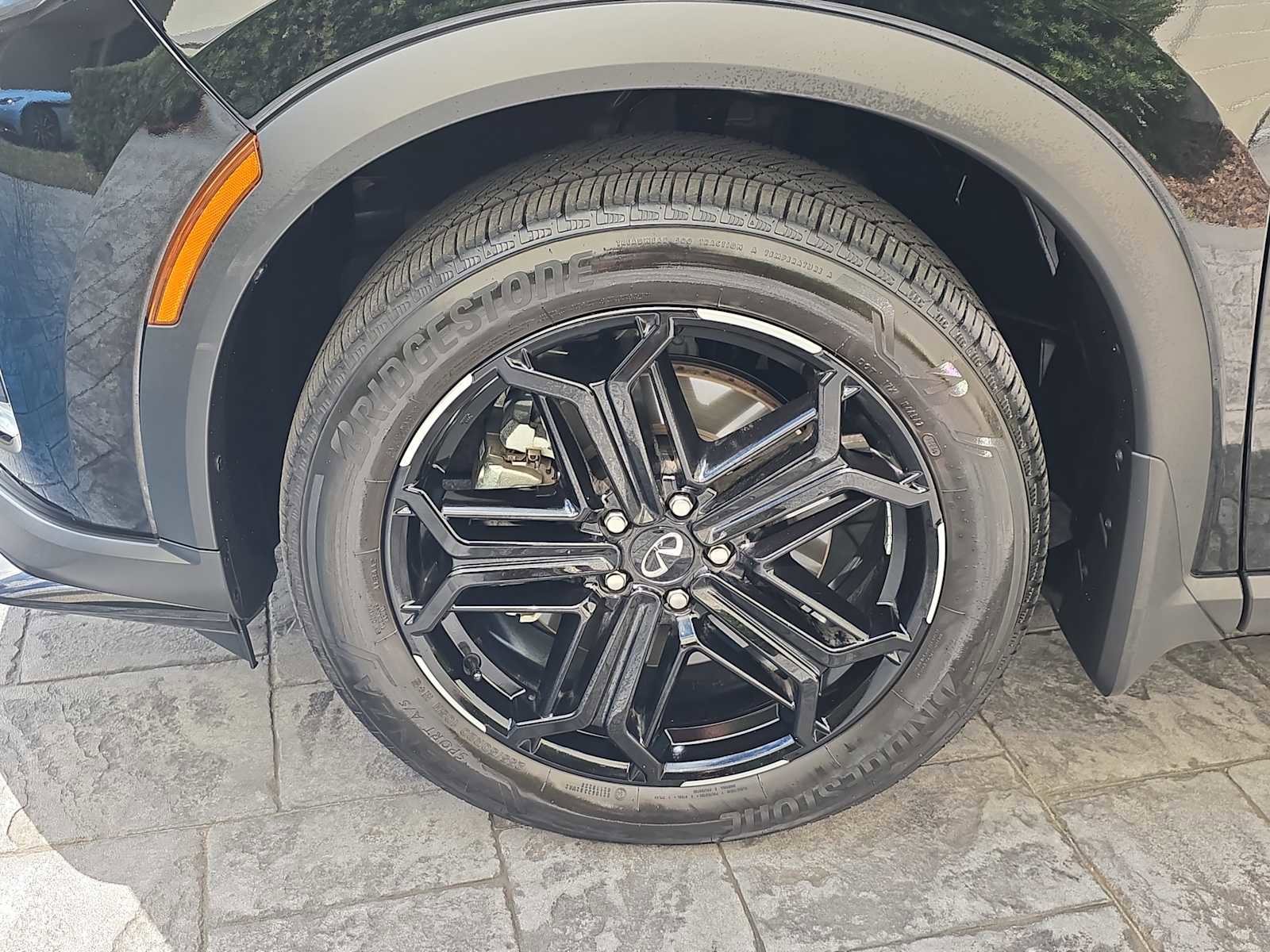 Certified 2026 INFINITI QX60 Sport w/ Dark Cargo Package image 8