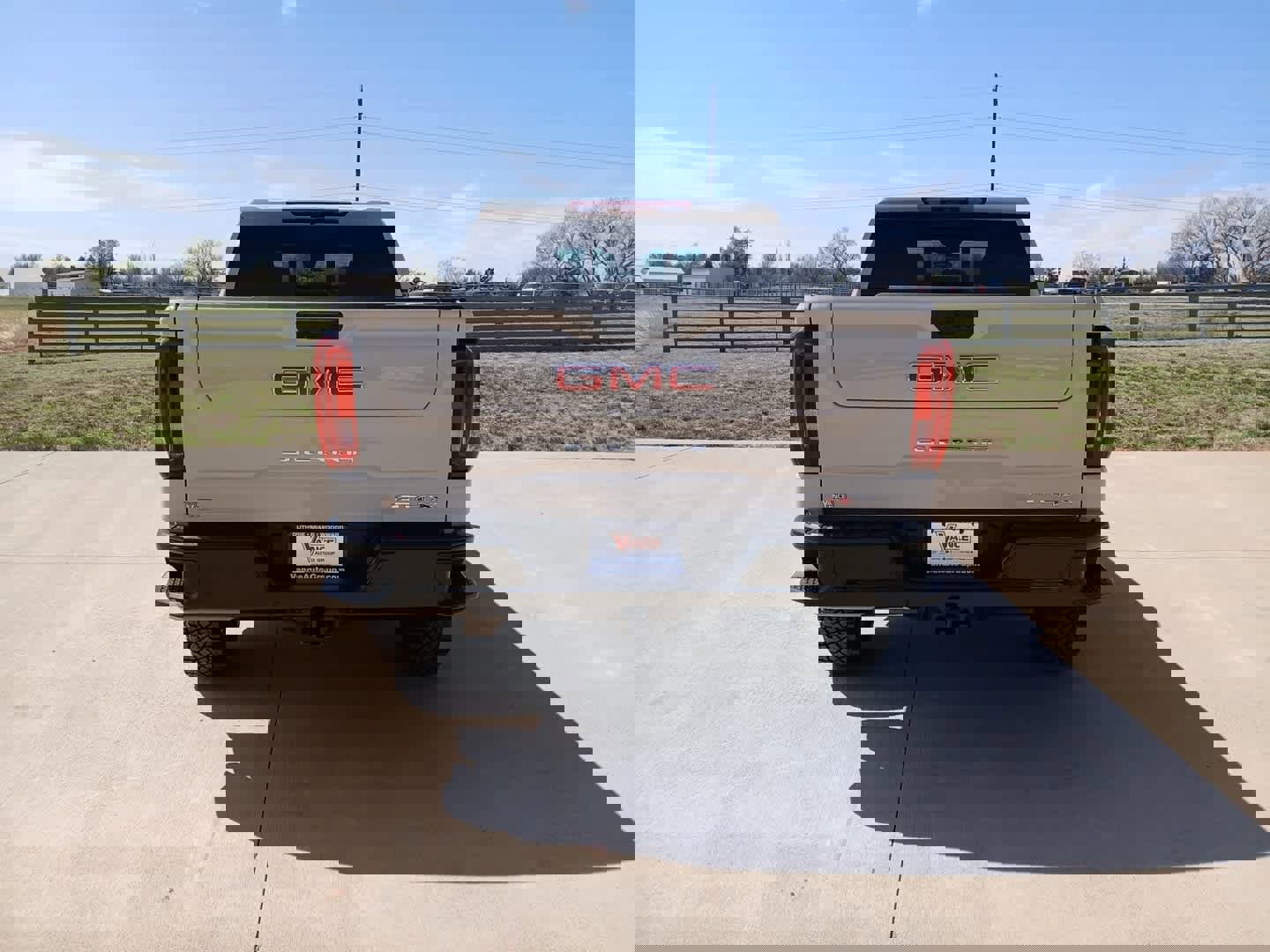 New 2026 GMC Sierra 1500 AT4X image 5