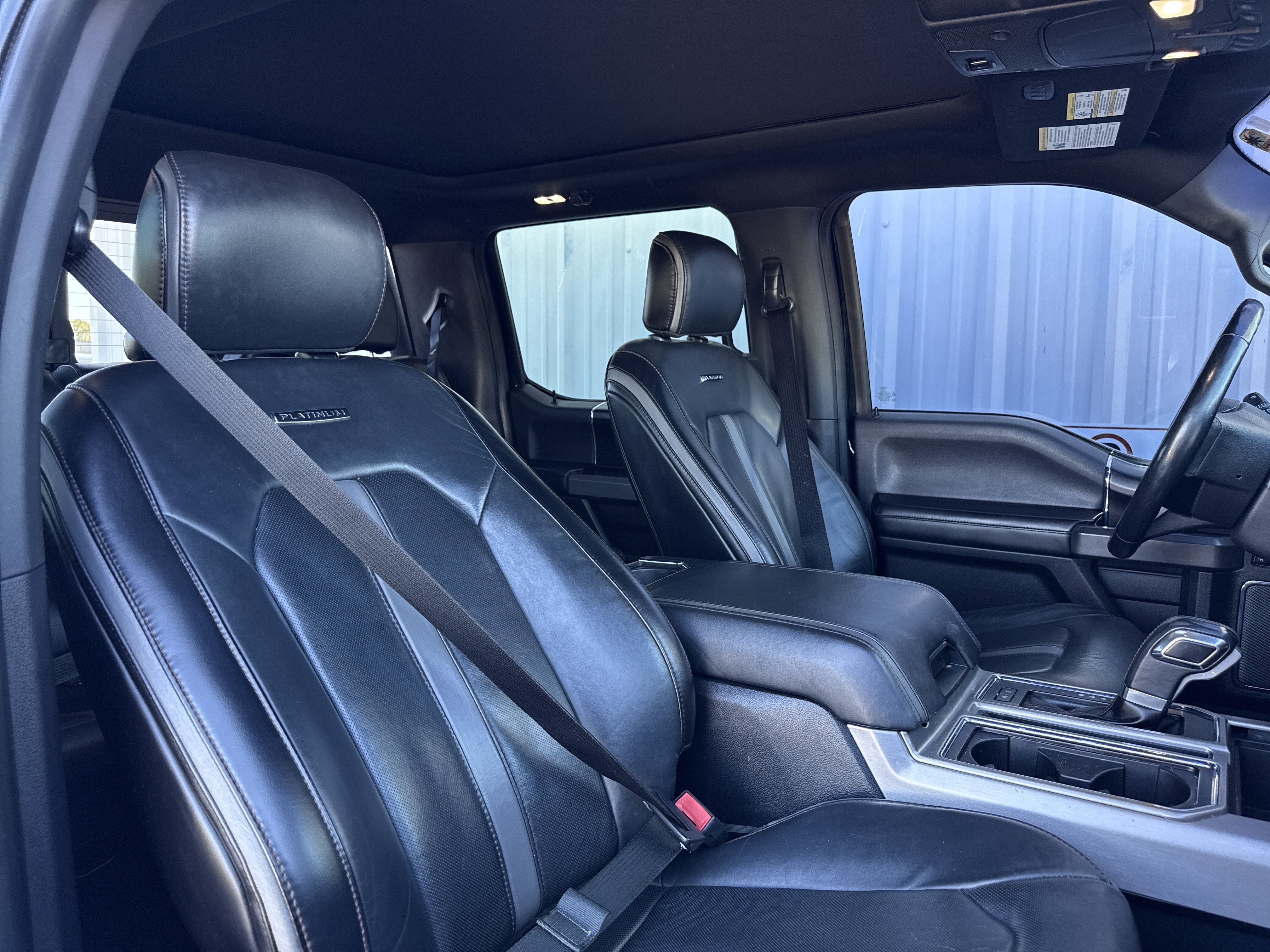 Used 2018 Ford F150 Platinum w/ Equipment Group 701A Luxury image 44