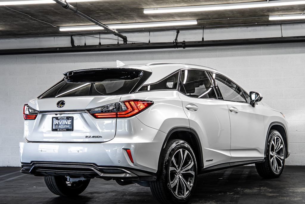 Used 2017 Lexus RX 450h AWD w/ Cold Weather Package image 5