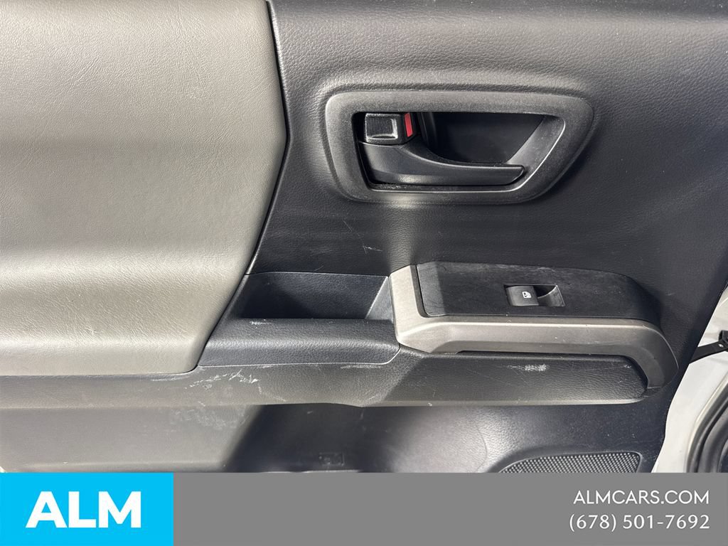 Used 2019 Toyota Tacoma SR5 RWD image 24