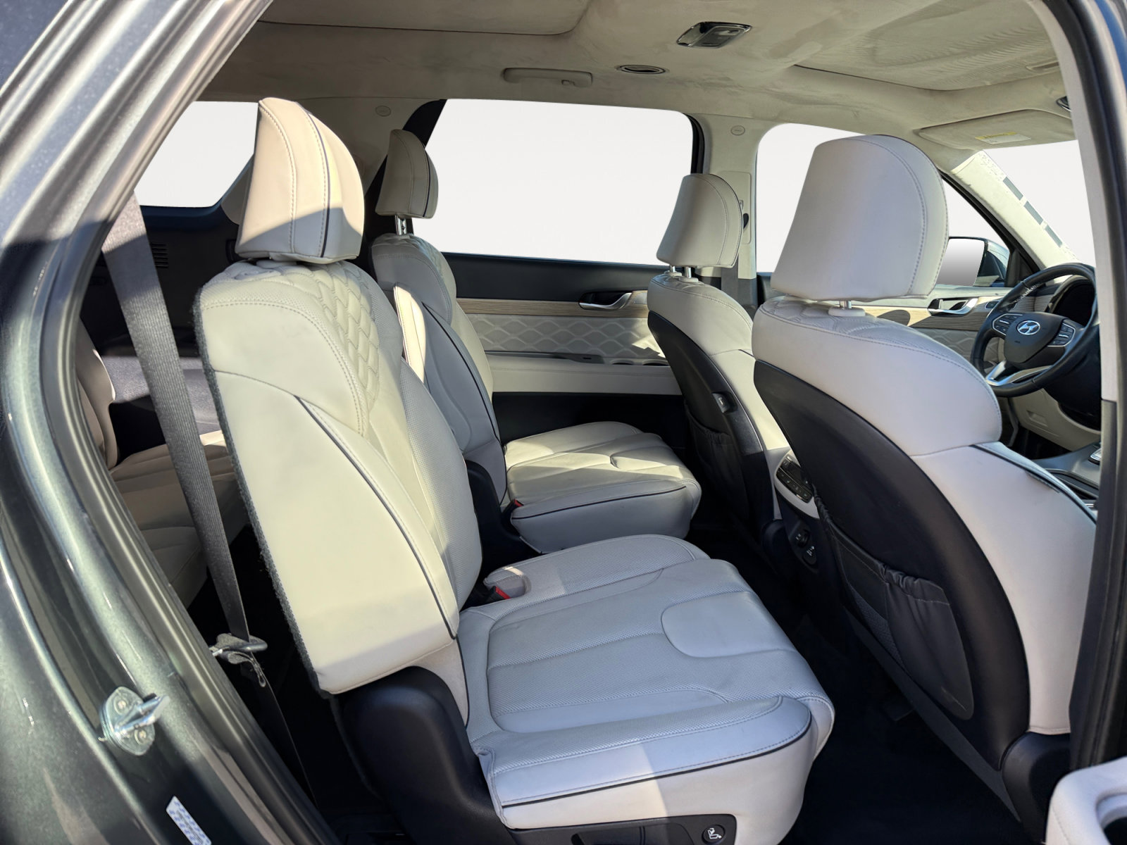 Certified 2022 Hyundai Palisade Calligraphy w/ Cargo Package image 18