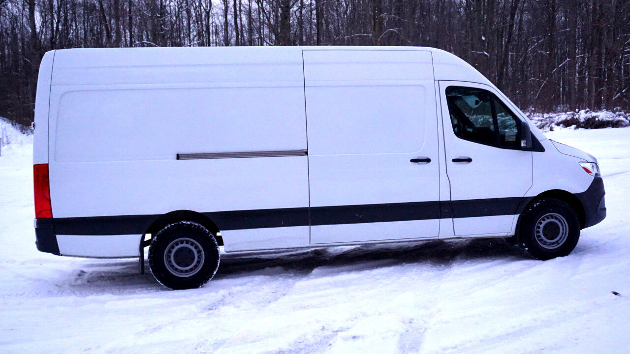 Used 2020 Mercedes-Benz Sprinter 2500 w/ Driver Convenience Package image 6