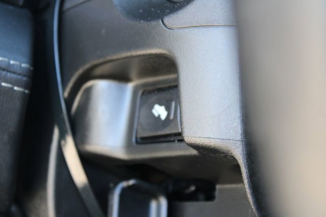 Used 2024 RAM 2500 Limited AWD/4WD image 32