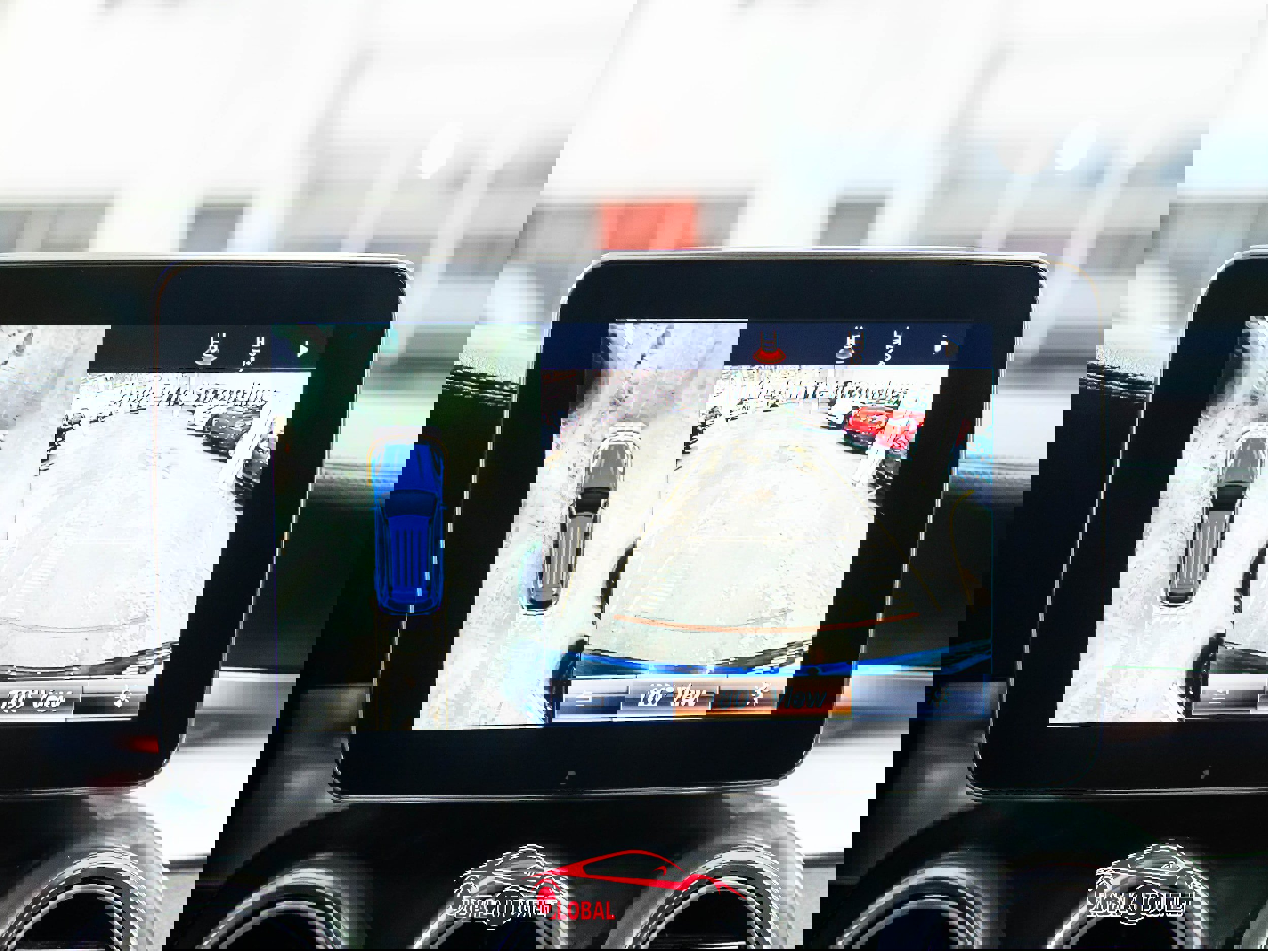 Used 2018 Mercedes-Benz GLC 300 4MATIC w/ Multimedia Package image 32