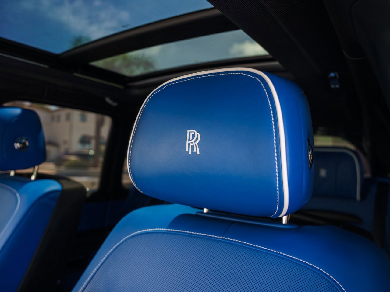 Certified 2023 Rolls-Royce Cullinan Black Badge w/ Driver's Package image 9