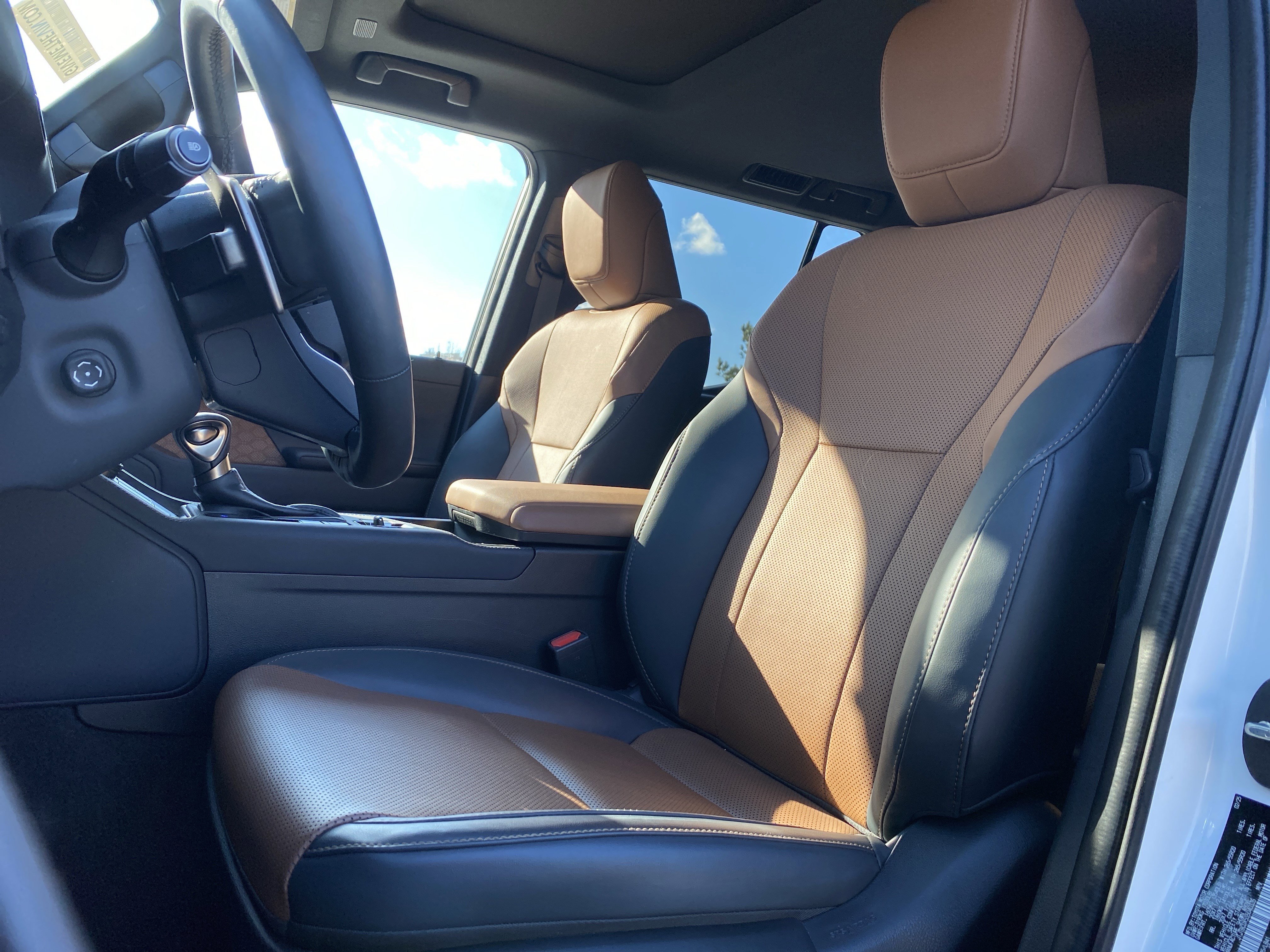 Used 2025 Lexus GX 550 image 7