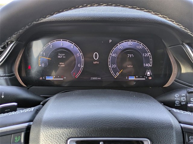 Used 2023 Jeep Grand Cherokee Laredo image 17