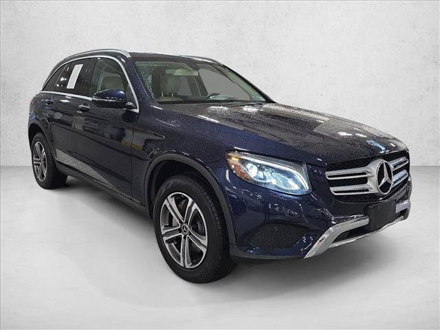 Used 2019 Mercedes-Benz GLC 300 4MATIC image 3