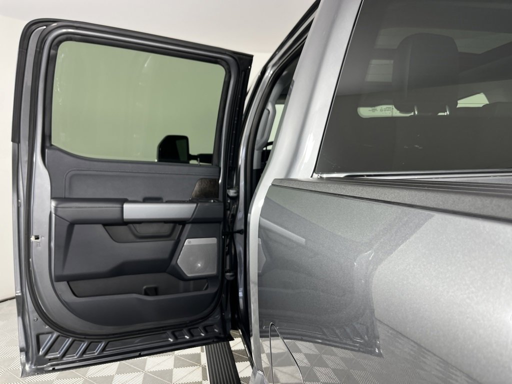 Certified 2025 Ford F350 Lariat image 12