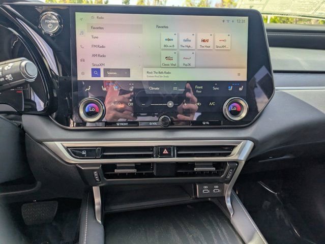 Used 2025 Lexus RX 350h w/ Convenience Package image 24