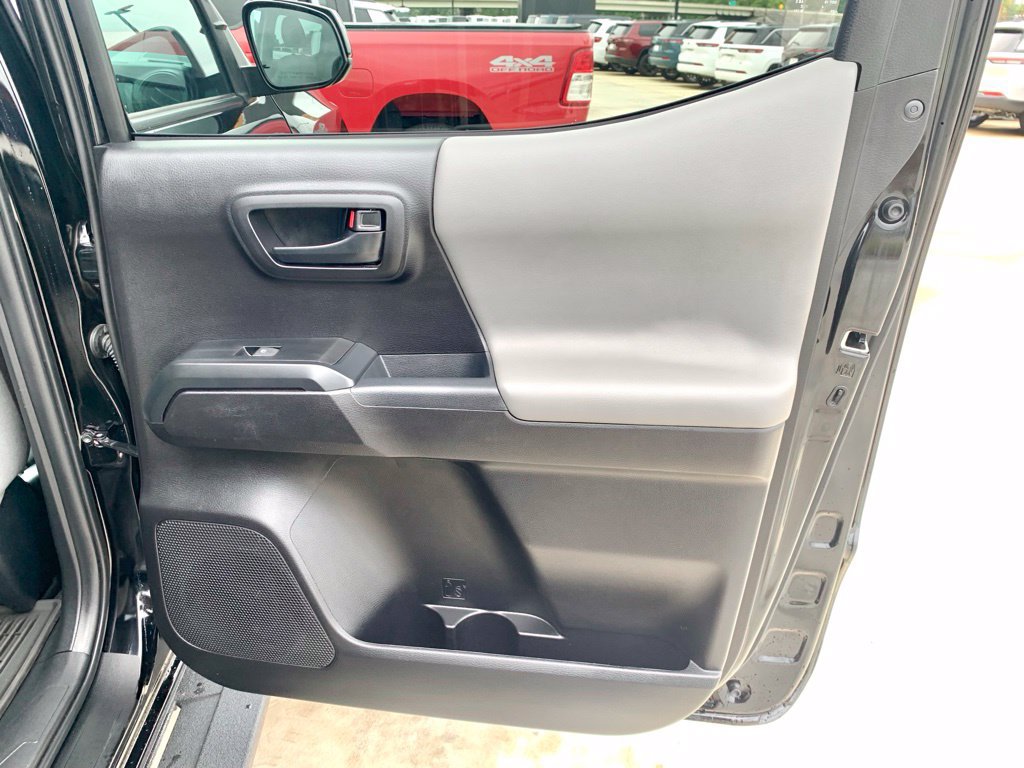 Used 2023 Toyota Tacoma SR AWD/4WD image 20
