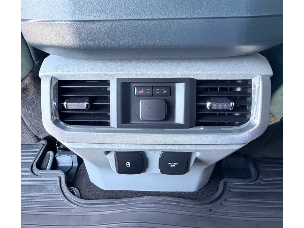 Used 2022 Ford F150 Limited image 30