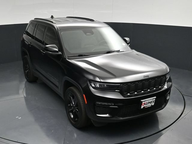 Used 2023 Jeep Grand Cherokee Limited w/ Black Appearance Package AWD/4WD image 51