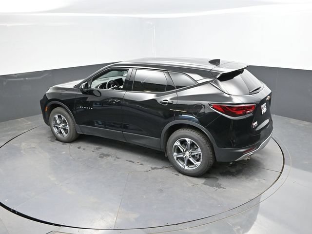 Used 2025 Chevrolet Blazer LT FWD image 44