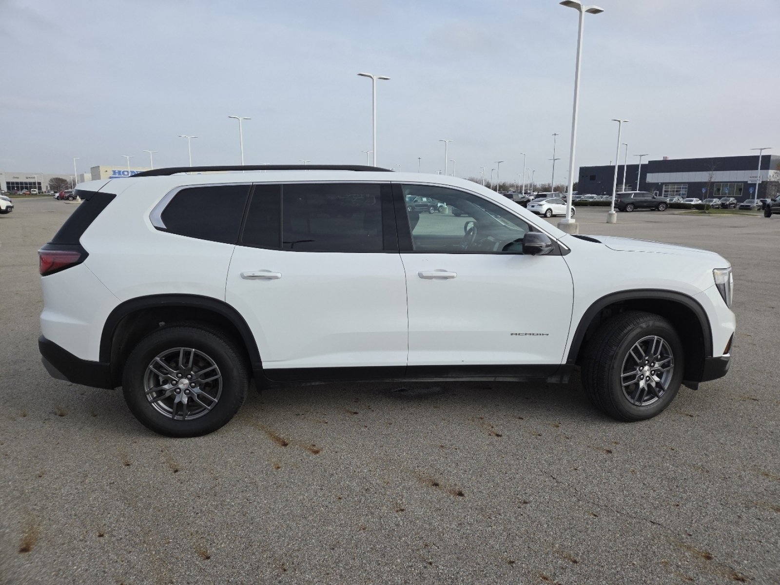 Used 2025 GMC Acadia Elevation image 20