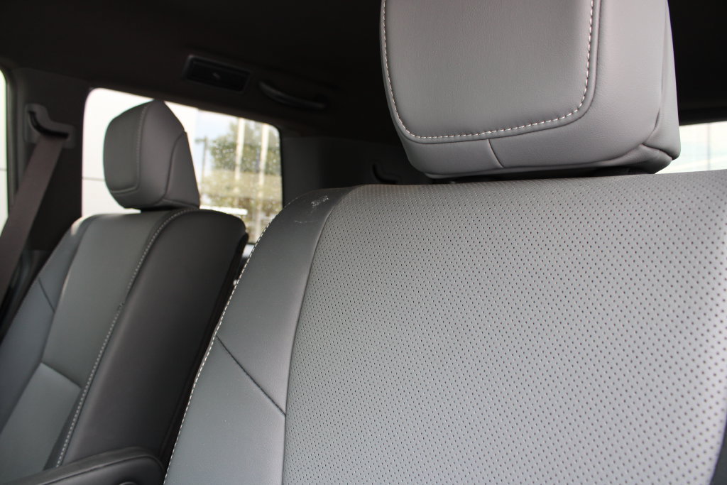 Used 2024 Lexus GX 550 w/ Accessory Package (Z1) AWD/4WD image 6
