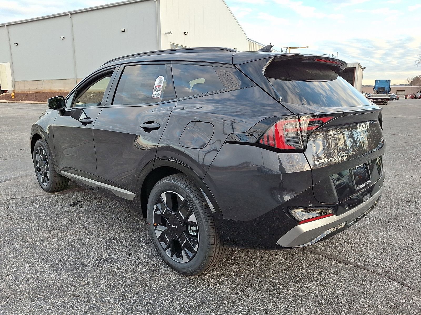 New 2026 Kia Sportage SX image 6