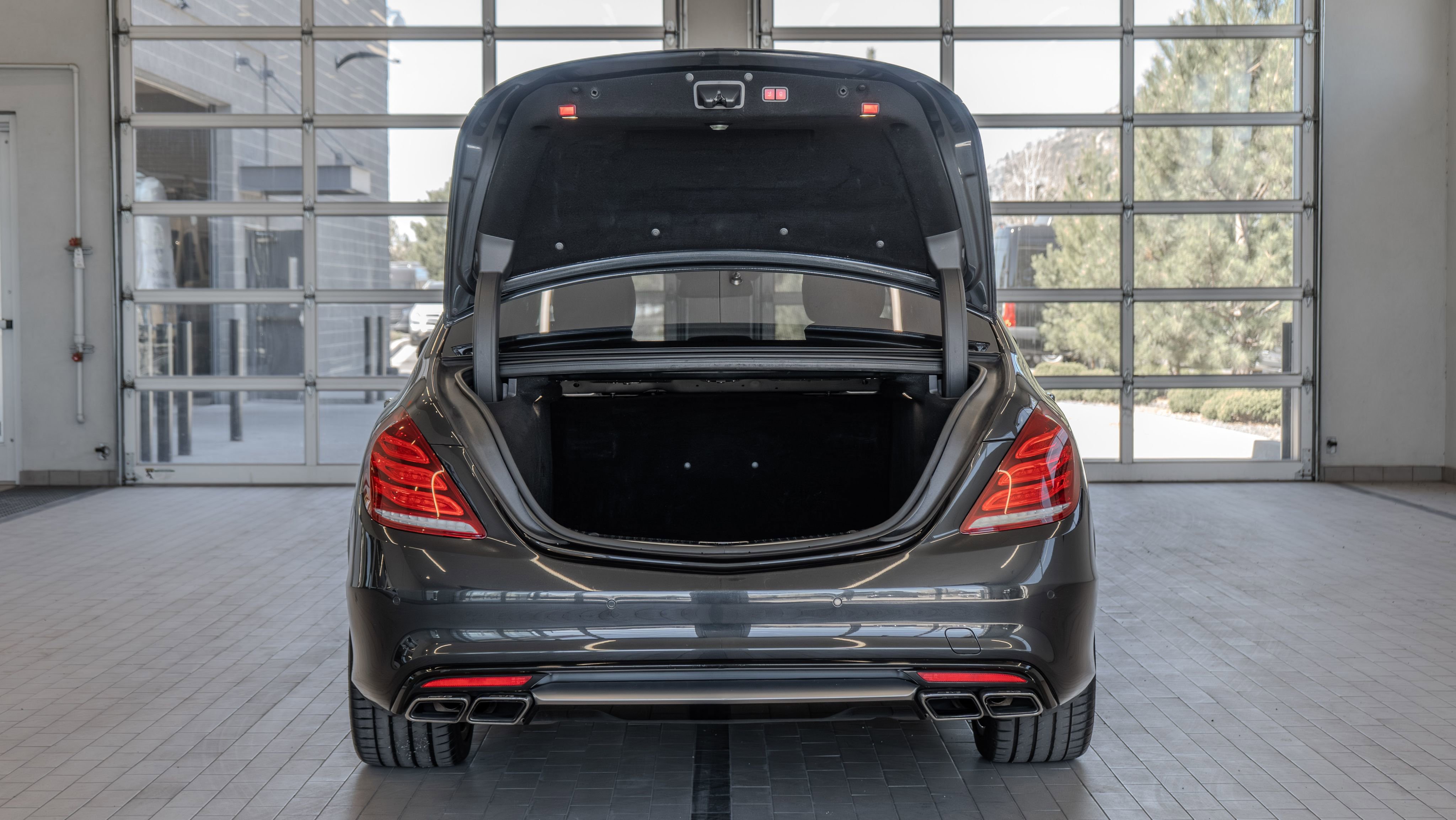 Used 2015 Mercedes-Benz S 63 AMG 4MATIC Sedan image 16