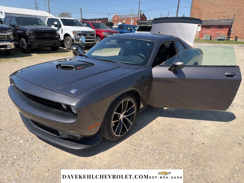 Used 2016 Dodge Challenger R/T Scat Pack image 24