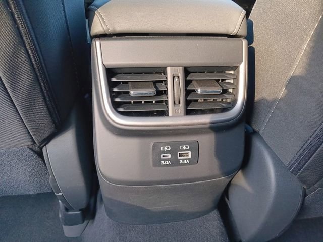 Used 2025 Subaru Outback Premium AWD/4WD image 22