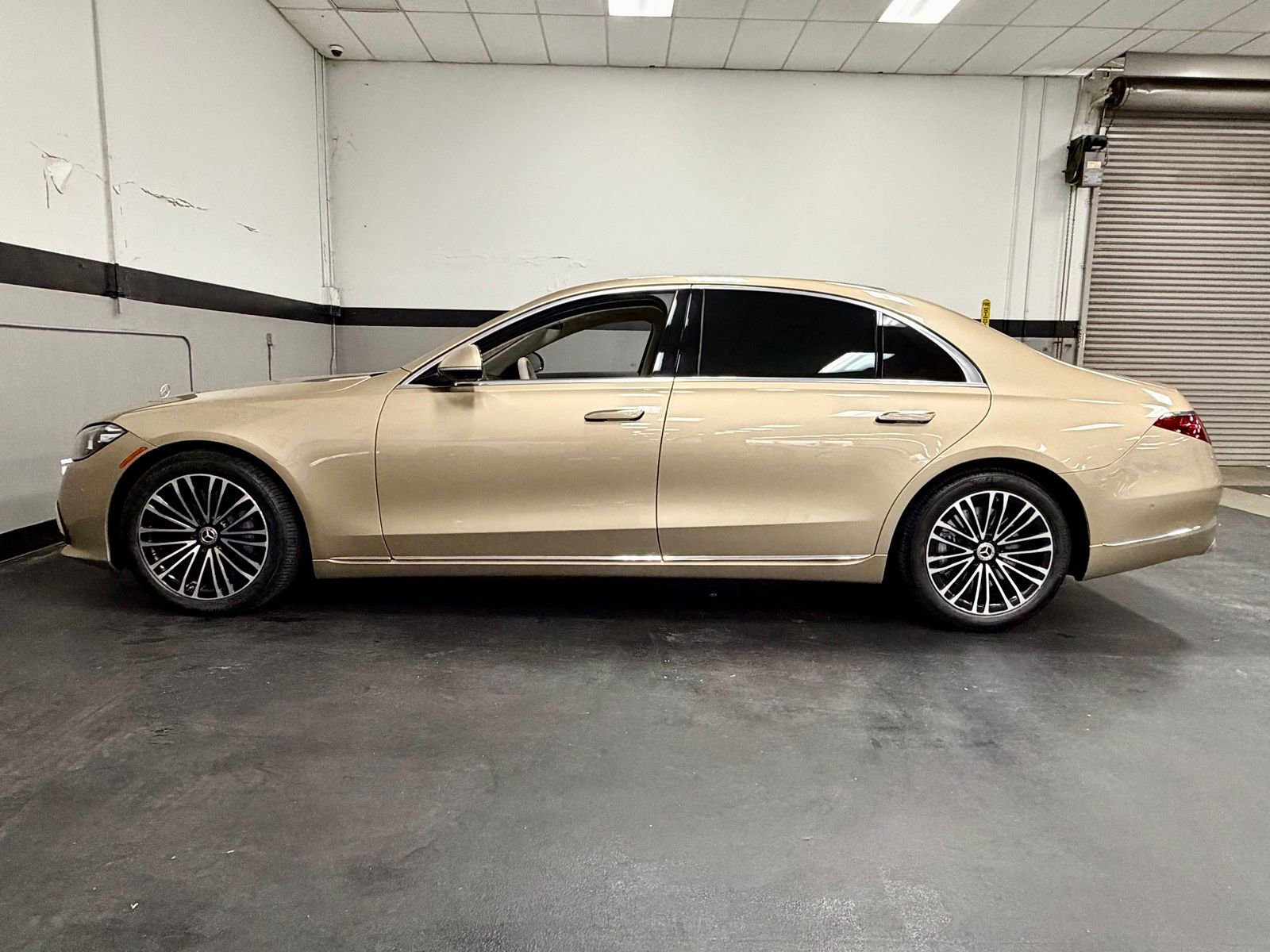 Certified 2022 Mercedes-Benz S 500 4MATIC image 9