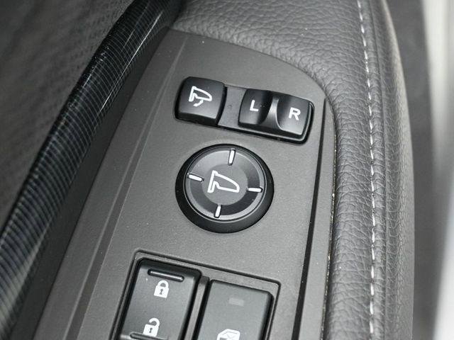 Used 2019 Acura MDX A-Spec image 12