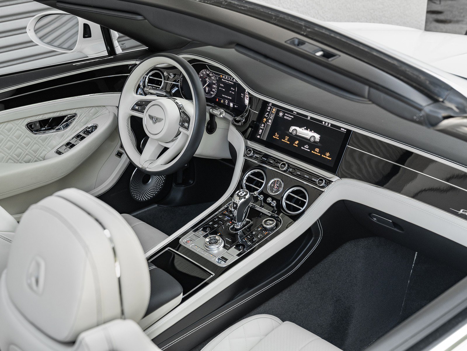 Used 2022 Bentley Continental GT Speed image 17