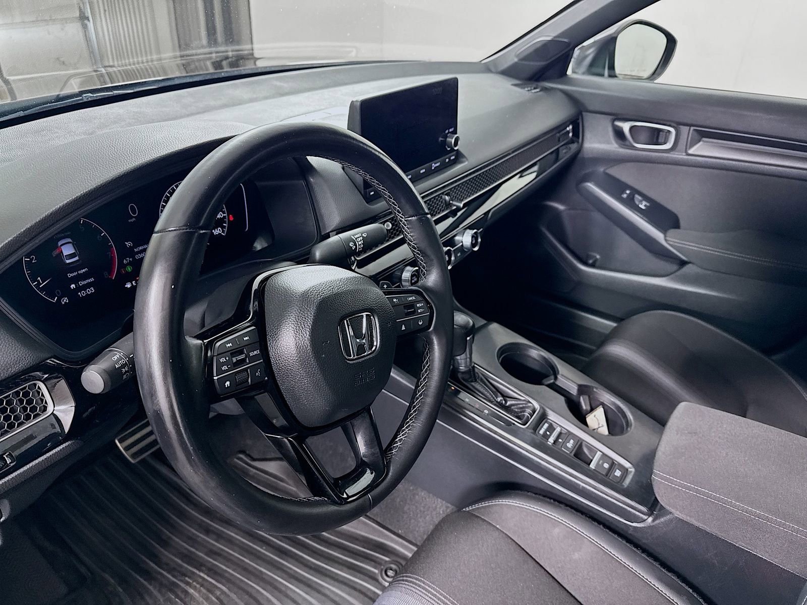 Used 2023 Honda Civic Sport image 7