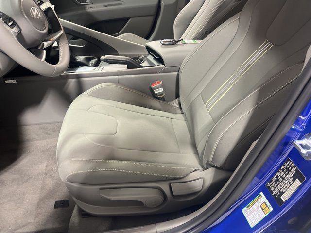 New 2026 Hyundai Elantra Sport image 7