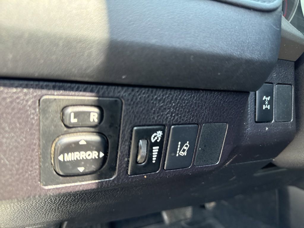 Used 2018 Toyota RAV4 LE w/ All Weather Liner Package AWD/4WD image 14
