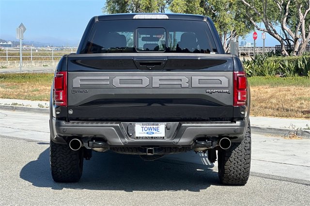 Used 2019 Ford F150 Raptor w/ Equipment Group 802A Luxury image 5
