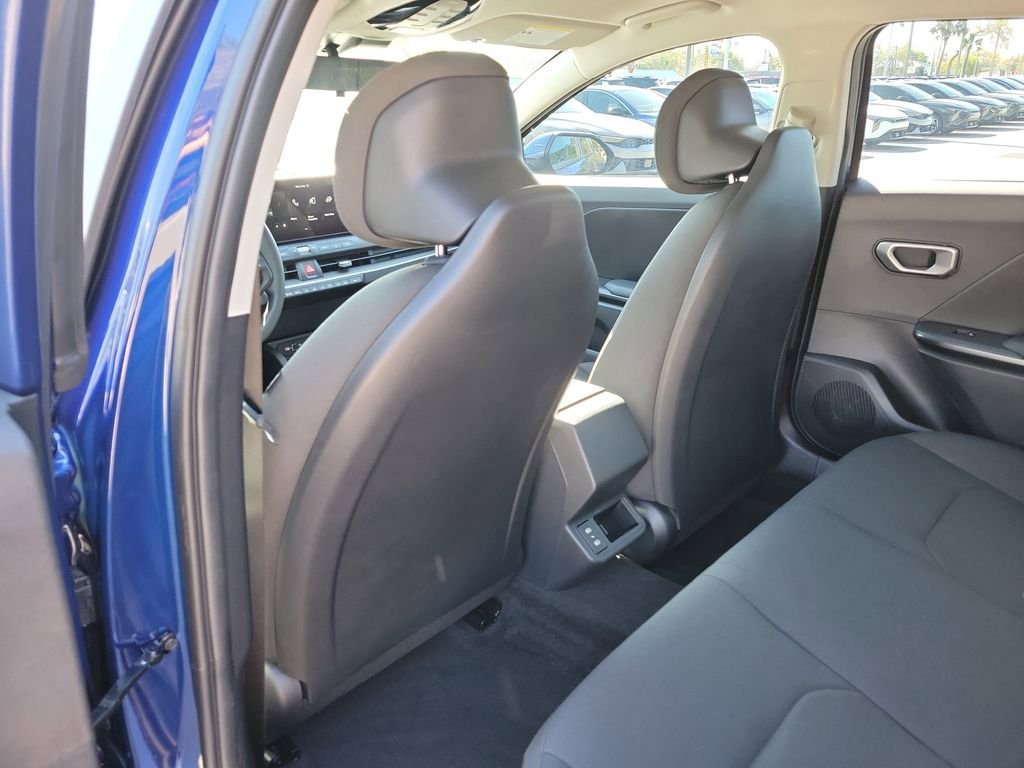 New 2026 Kia K4 LXS image 15