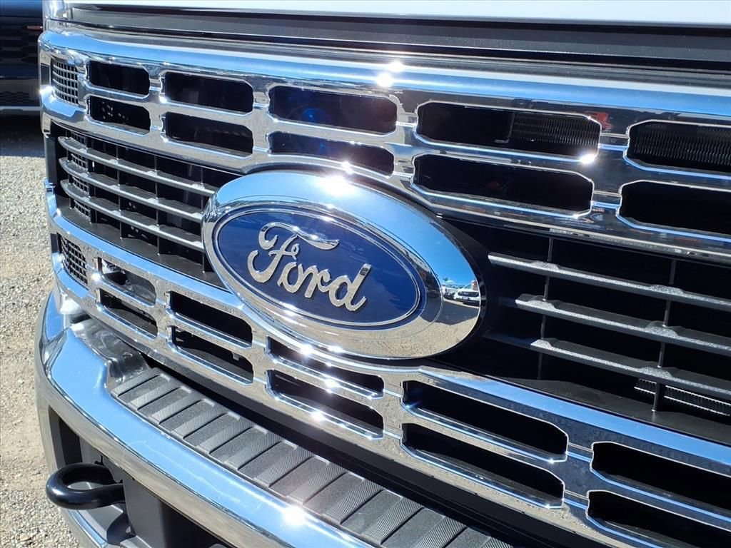 New 2026 Ford F550 4x4 Regular Cab Super Duty image 23