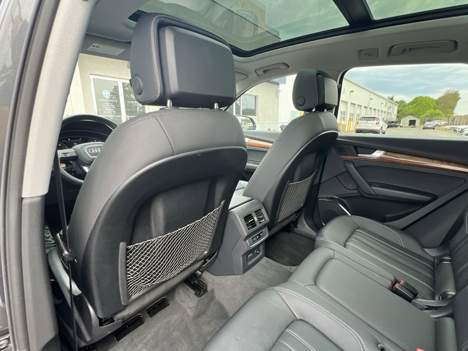 Used 2023 Audi Q5 2.0T Premium w/ Convenience Package AWD/4WD image 27