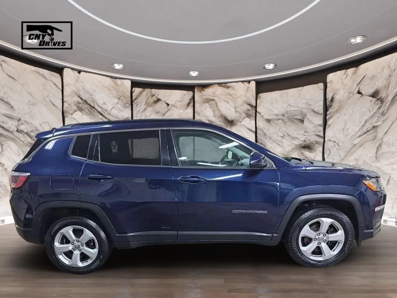 Used 2018 Jeep Compass Latitude w/ Popular Equipment Group AWD/4WD image 4