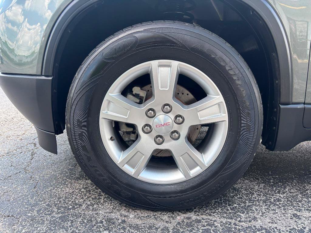Used 2011 GMC Acadia SL w/ Preferred Package AWD/4WD image 10