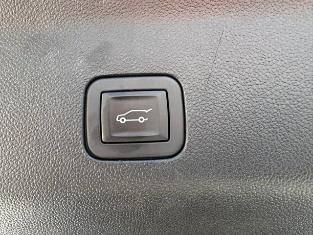 Used 2024 Chevrolet Tahoe Z71 image 35