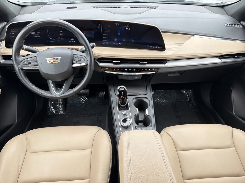 Used 2025 Cadillac XT4 Premium Luxury image 17