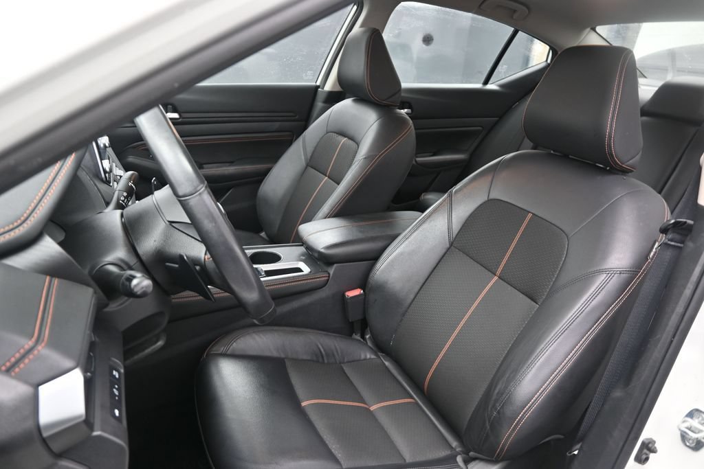 Used 2022 Nissan Altima 2.5 SR FWD image 16