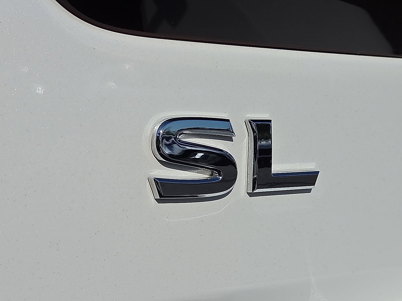 Used 2024 Nissan Armada SL w/ Captain's Chairs Package AWD/4WD image 8