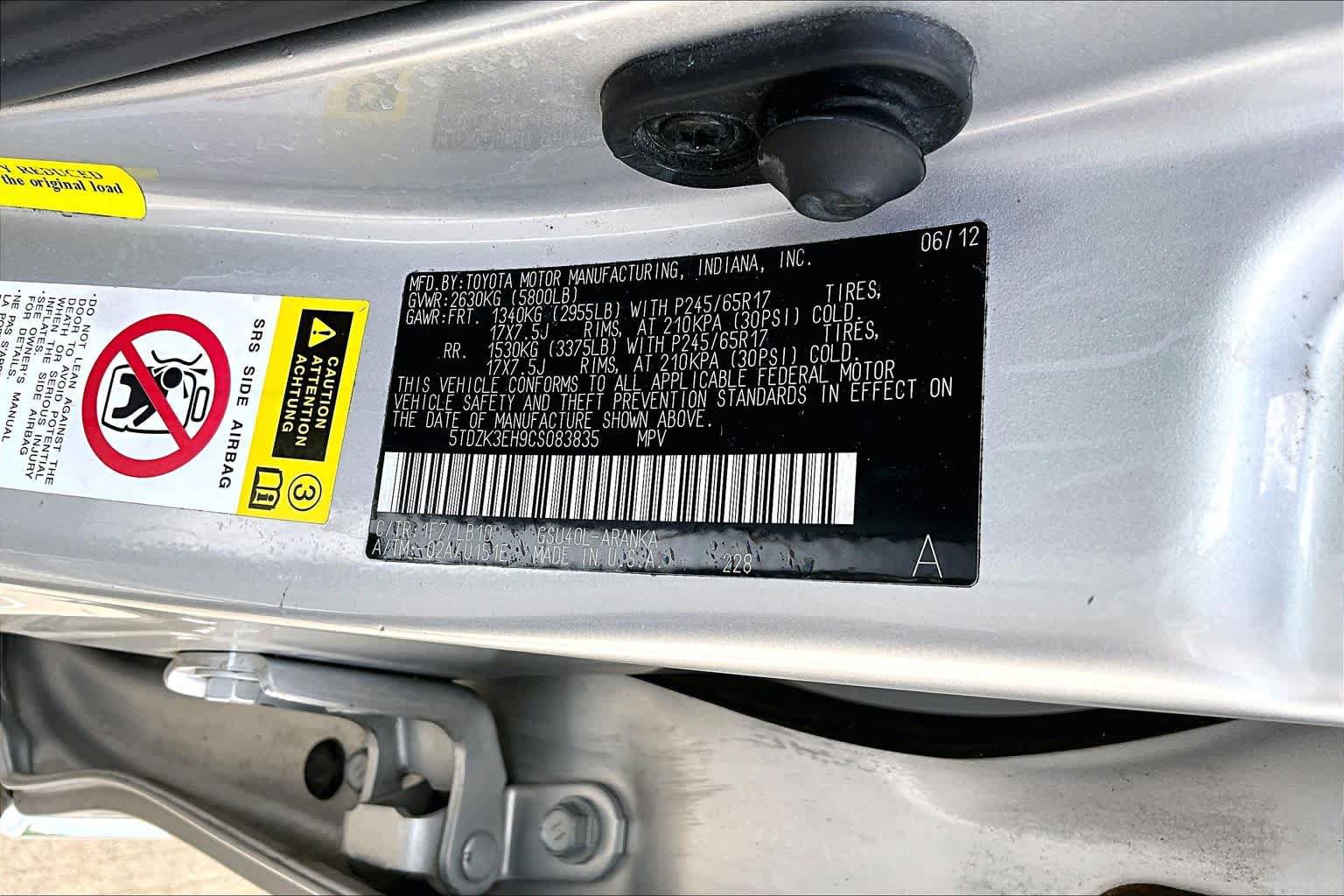 Used 2012 Toyota Highlander SE w/ Tow Pkg FWD image 35