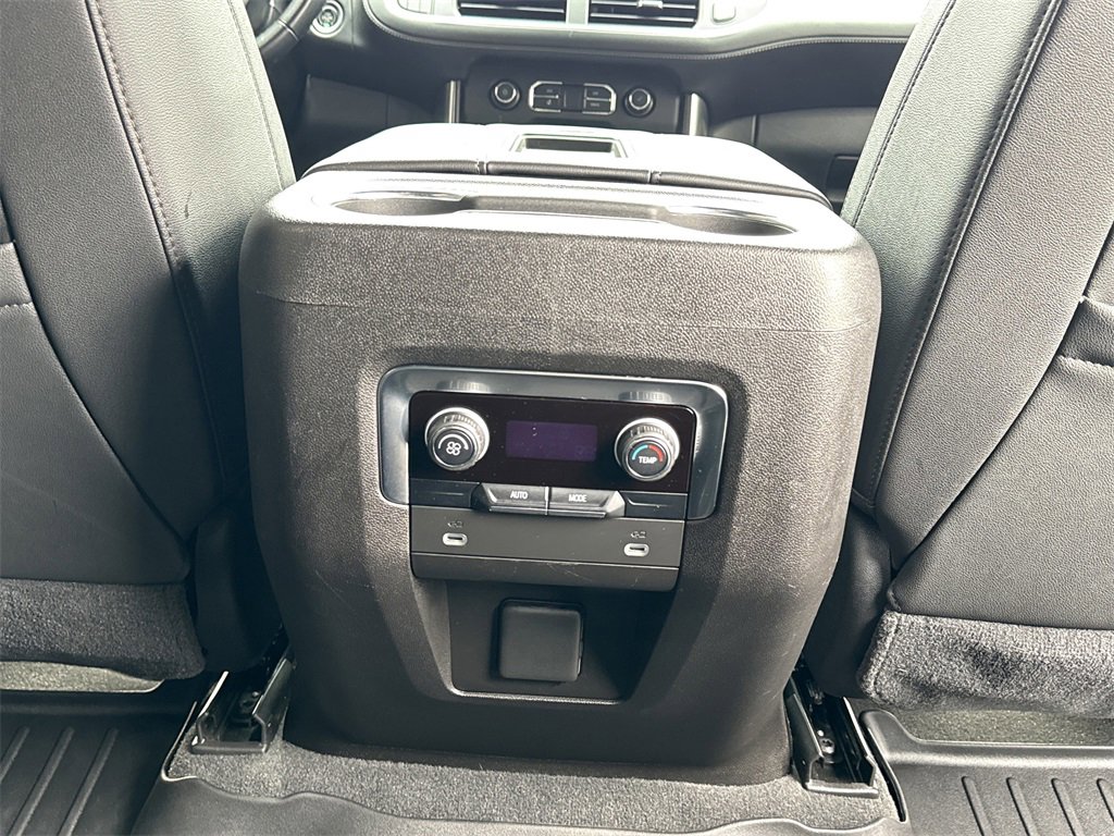 Used 2021 Chevrolet Tahoe Z71 image 25