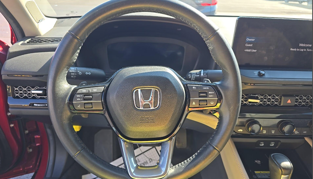 Used 2024 Honda Accord Touring image 12