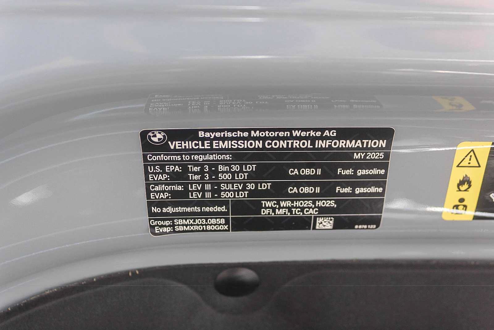 Used 2025 BMW X5 sDrive40i w/ M Sport Package RWD image 40