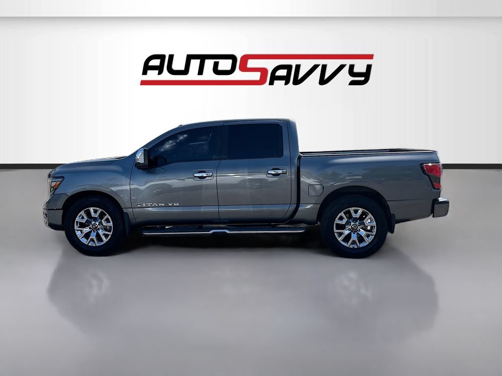 Used 2020 Nissan Titan SL w/ Moonroof Package RWD image 4